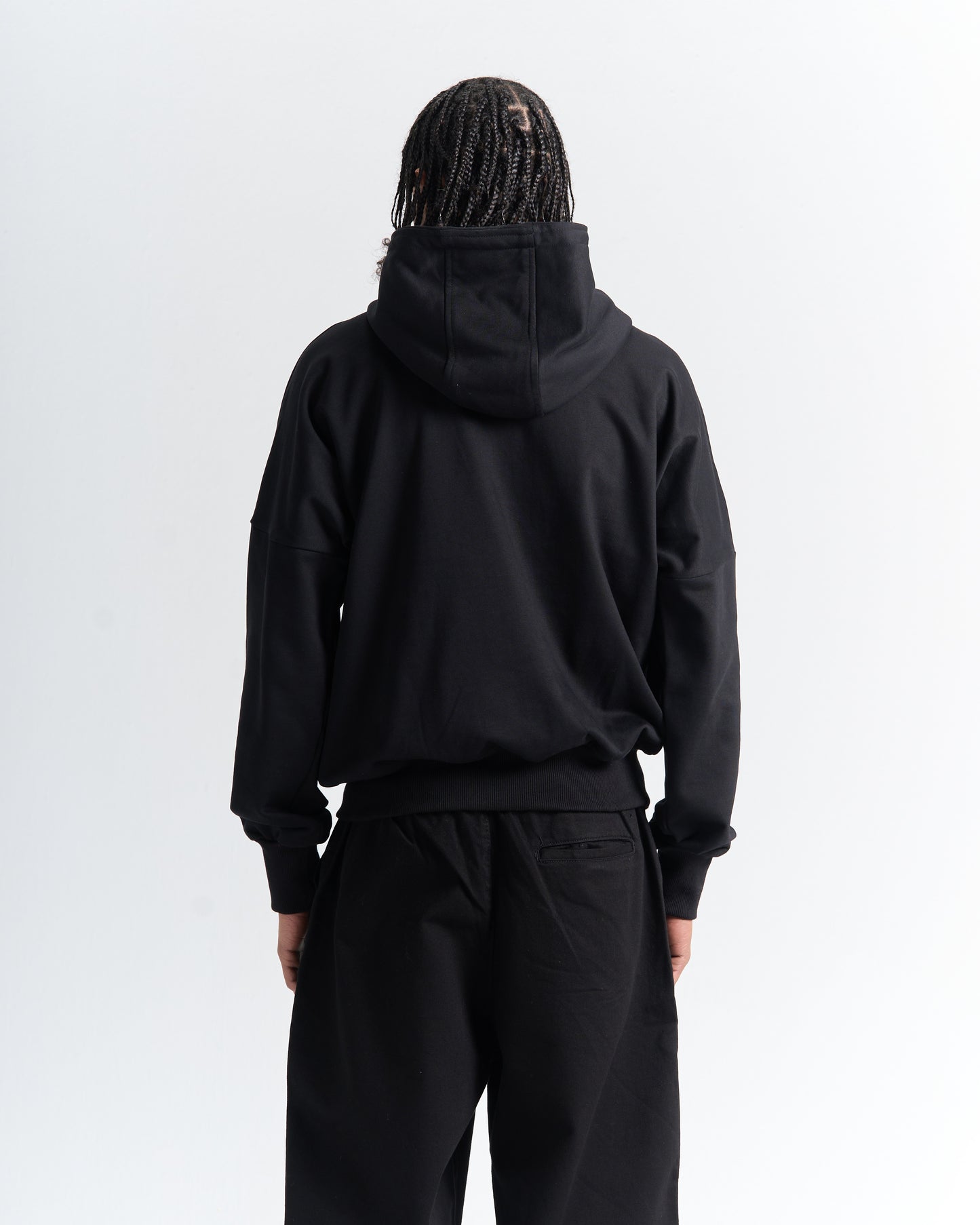 SOLID HOODIE - BLACK